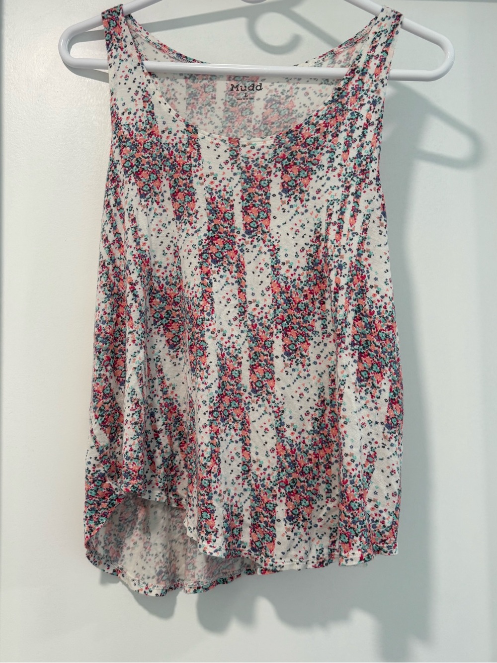 Mudd Floral Tank Top in White & Pink Like New